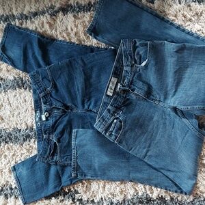 2 jeans size 14/16